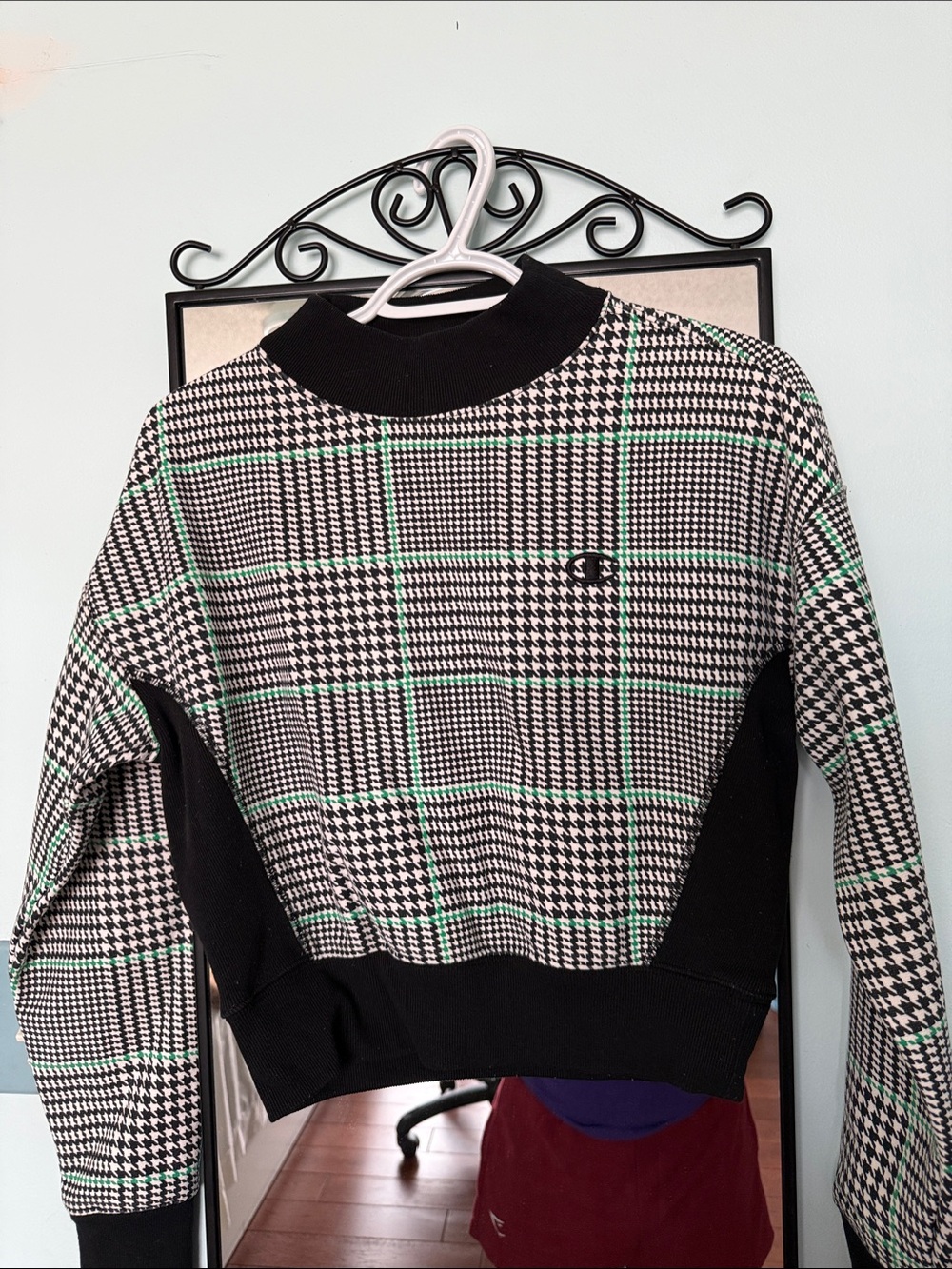 Champion Black, White & Green Plaid Houndstooth Crewneck Sweater